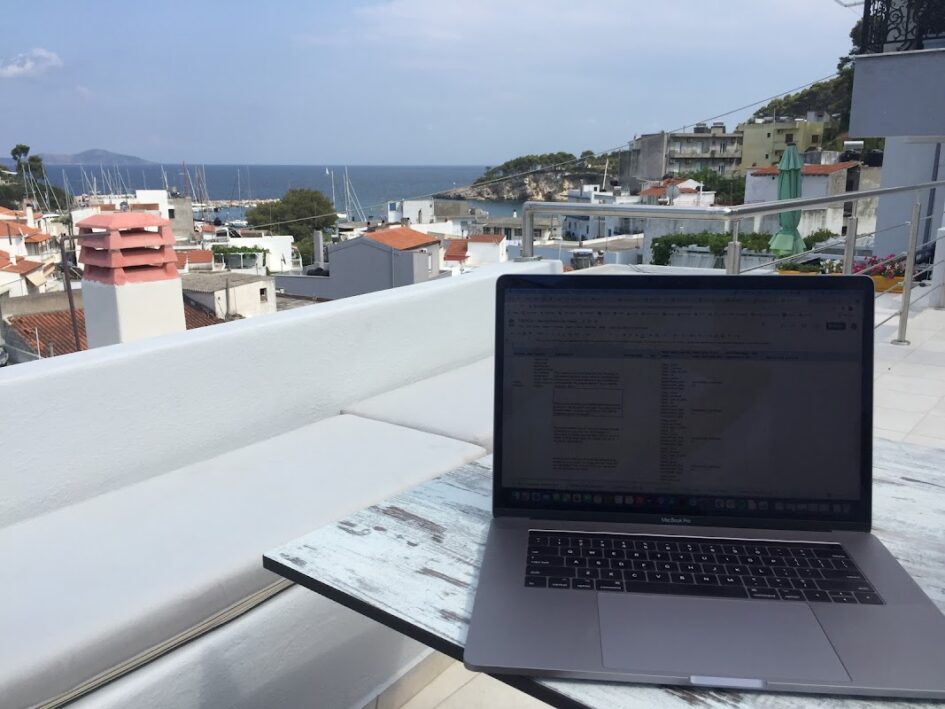 writing on a travel blog in the age of seo